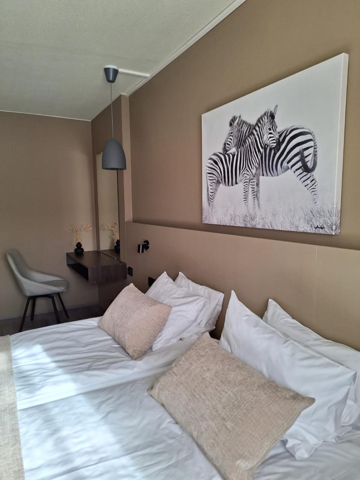 Hotel Kaeenpesae Ylivieska Exteriör bild